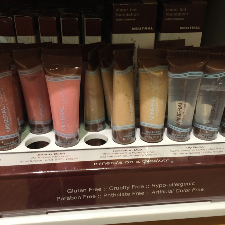 Vegan user review of New Leaf Community Markets in Santa Cruz. #cosmetics #lipgloss
