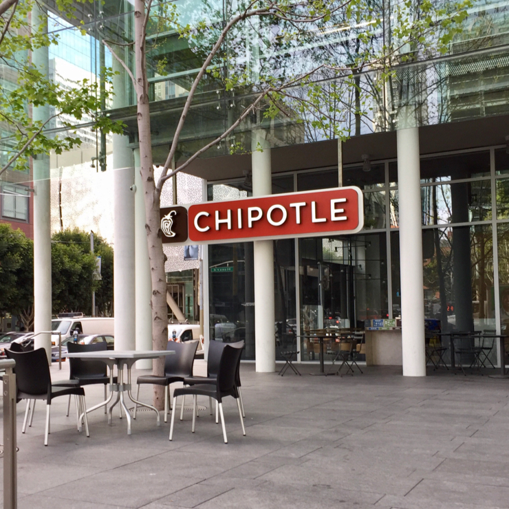 Vegan user review of Chipotle Mexican Grill in San Francisco. 