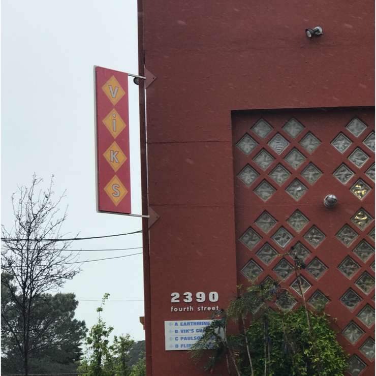 Vegan user review of Vik's Chaat in Berkeley. 