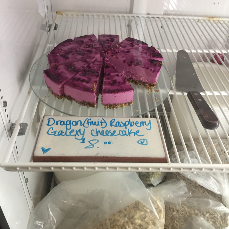 Vegan user review of Salud Raw Foods in Bend. 