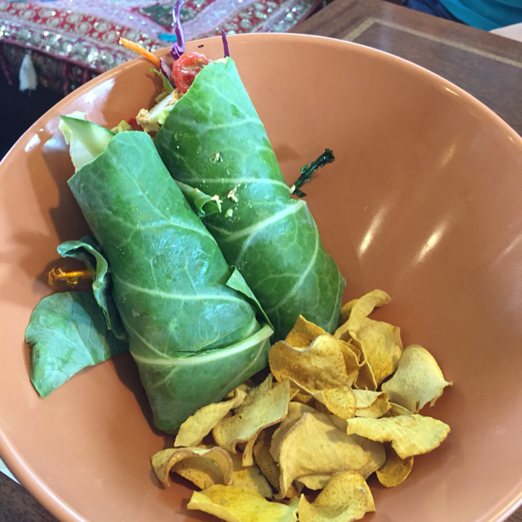 Vegan user review of Salud Raw Foods in Bend. 