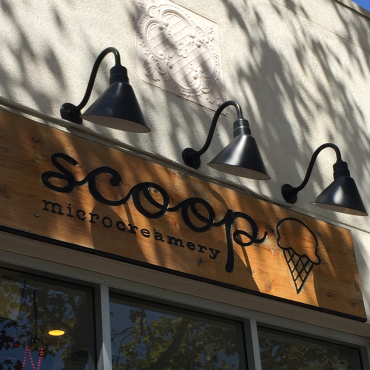 Vegan user review of Scoop Microcreamery in Palo Alto. 