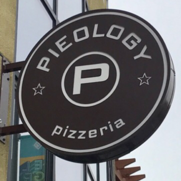 Vegan user review of Pieology Pizzeria in Sacramento. 