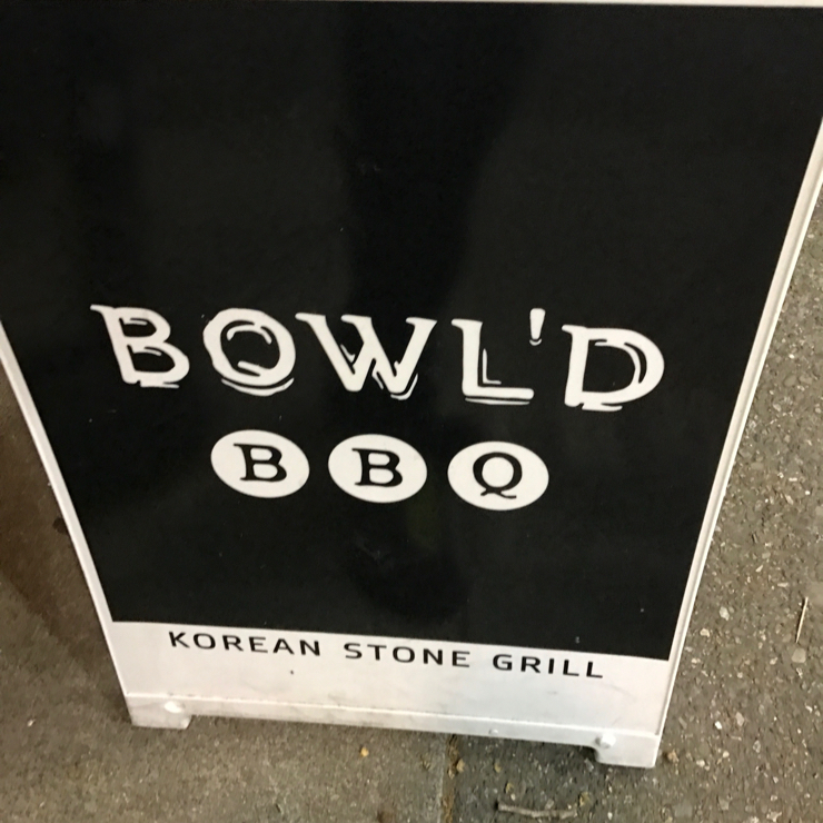 Vegan user review of Bowl'd BBQ in Oakland. 