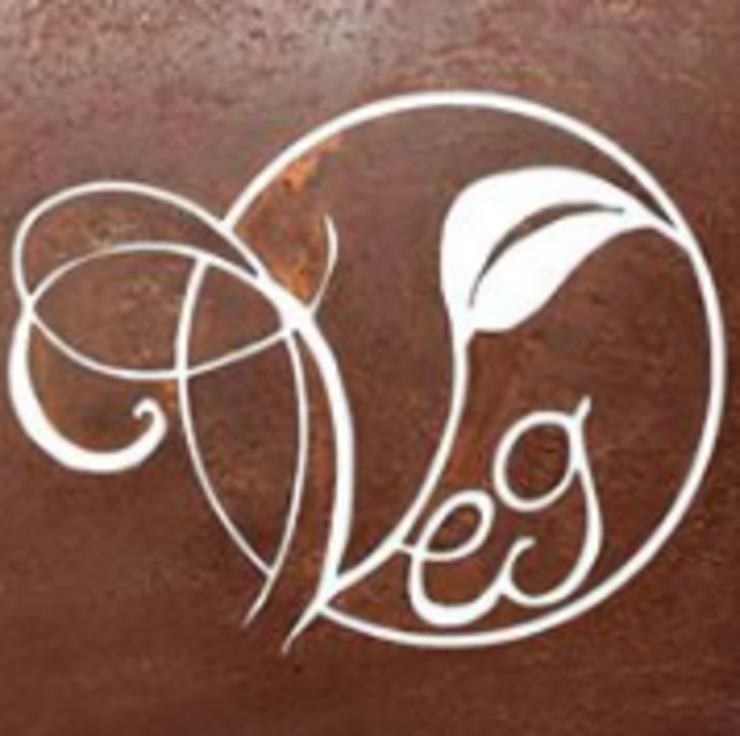 Vegan user review of VEG cafe and bar in Sacramento. 