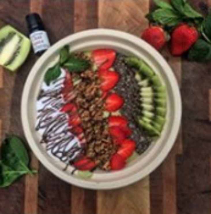 Vegan user review of Essential Juices and Smoothies in Portland. 