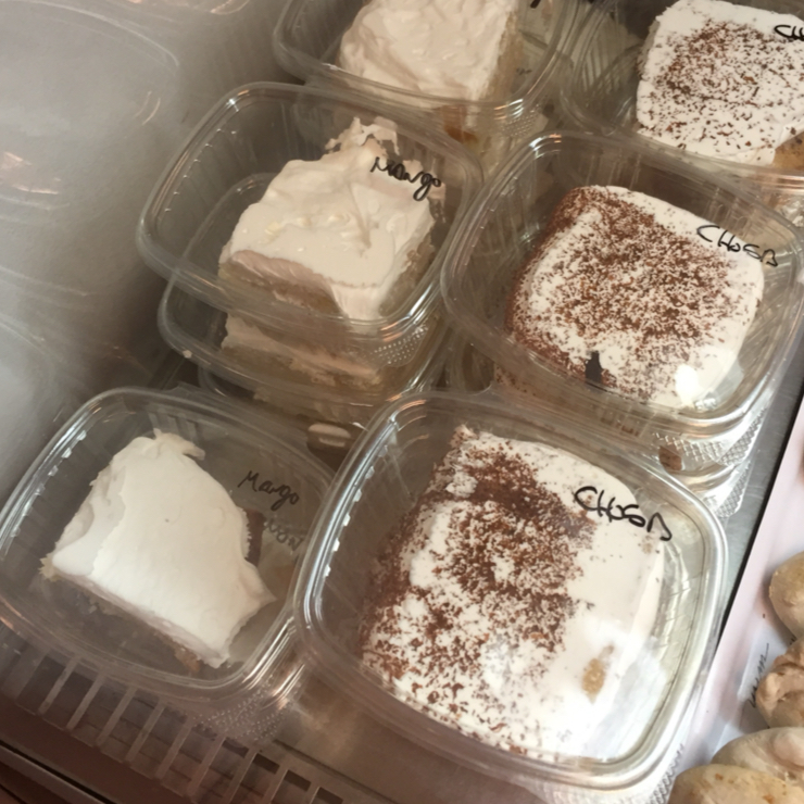 Vegan user review of VegetArt Cuina Vegana in Barcelona. Vegan take out: pasta, salads, lasagne, tortilla de patata and cake. 