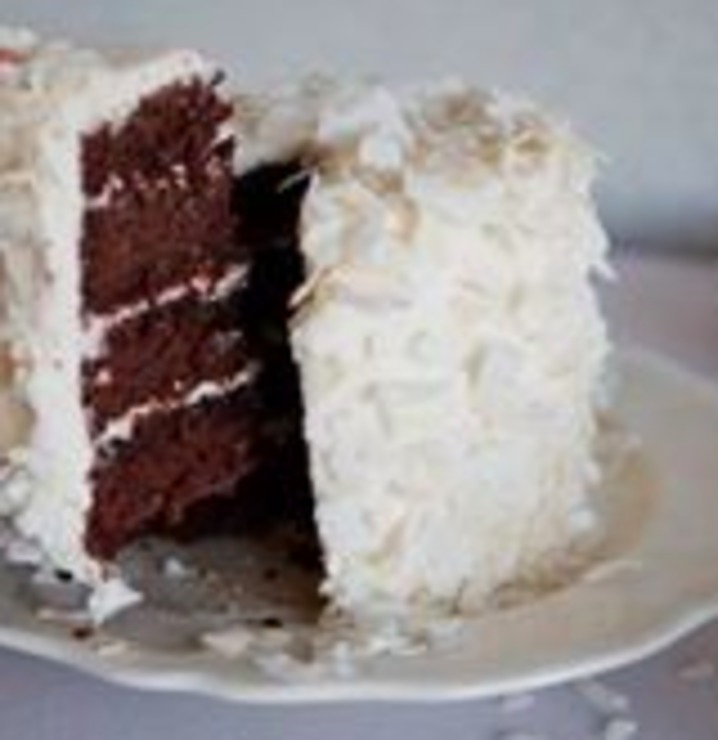 Vegan user review of Petunia's Pies and Pastries in Portland. 