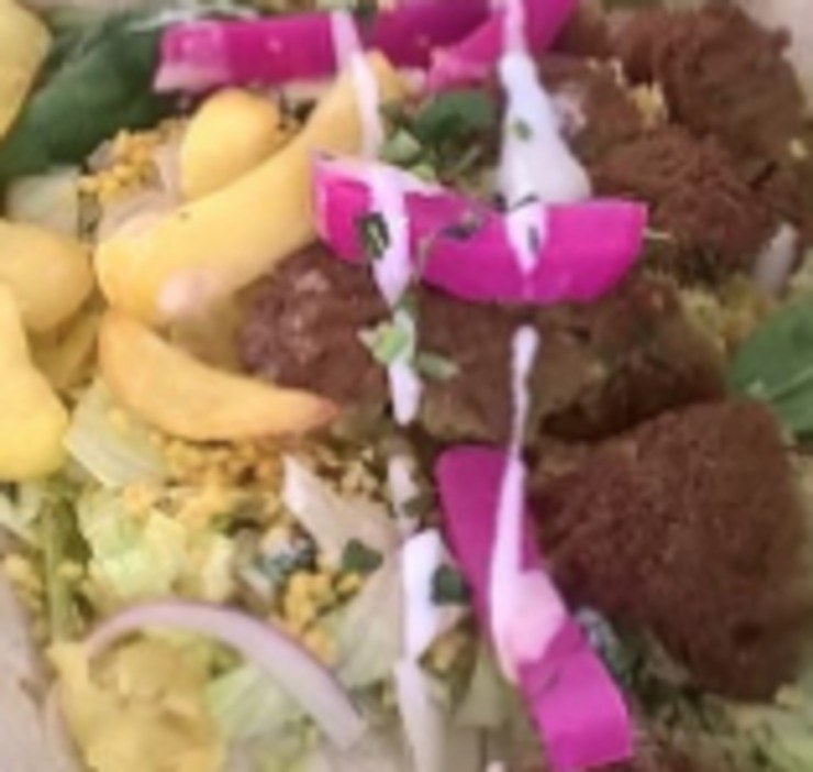 Vegan user review of Falafel Box in London. 