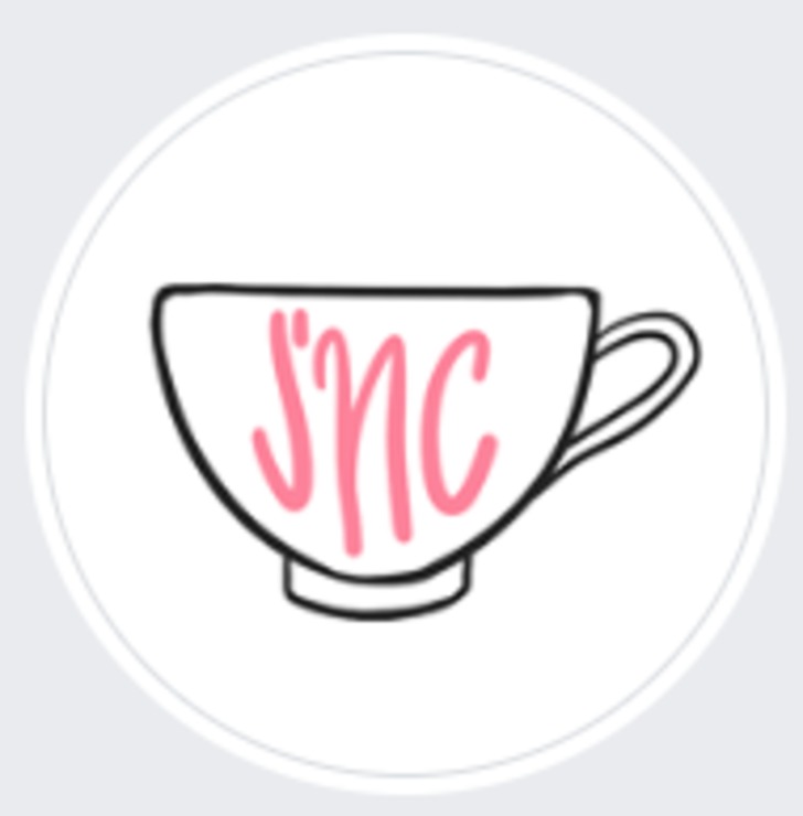 Vegan user review of Jo and Nana Cakes in Paris. 