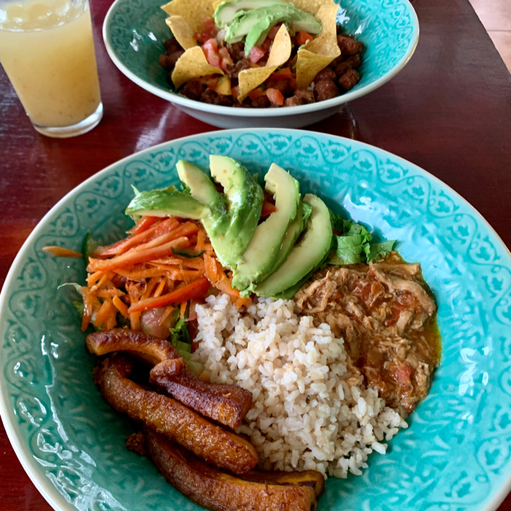 Vegan user review of La Esquina Vegetariana. 