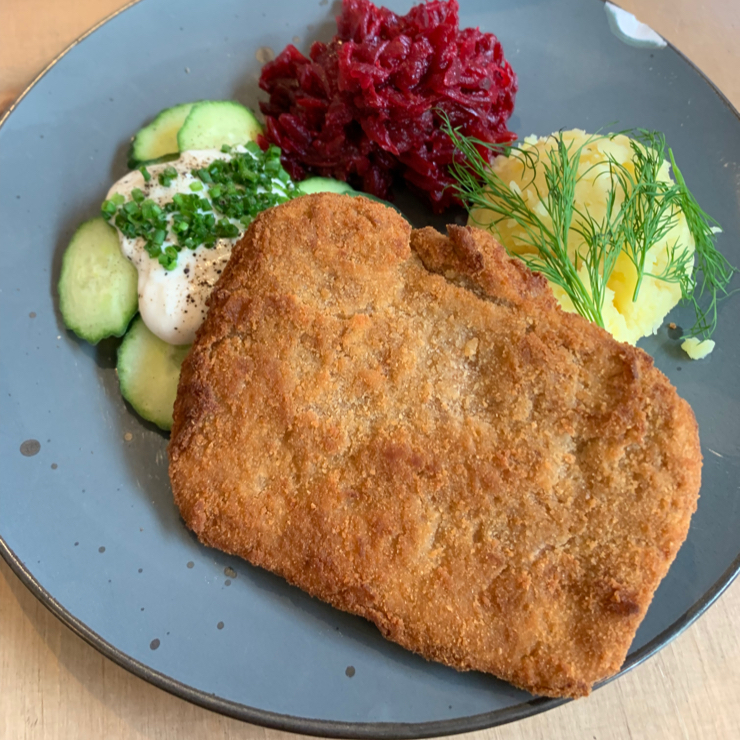 Vegan user review of Lokal Vegan Bistro. 